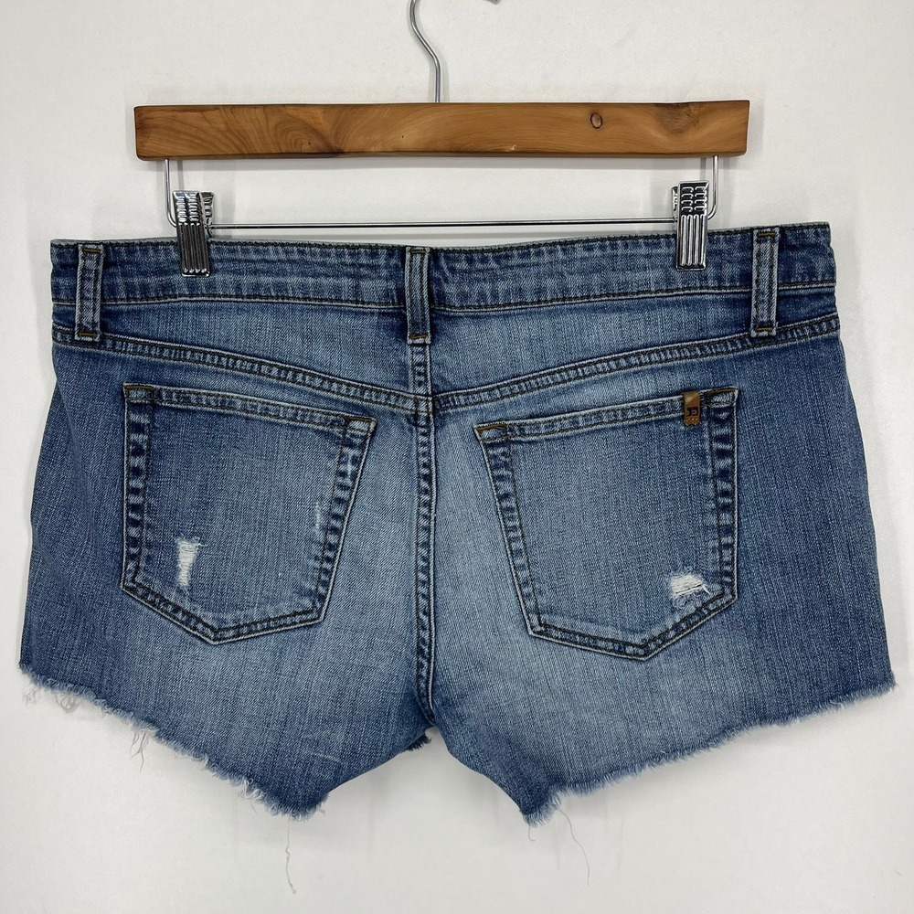 Joes Jeans Womens 32 Distressed Cut Off Denim Shorts Medium Wash Frayed Hem - Picture 2 of 13